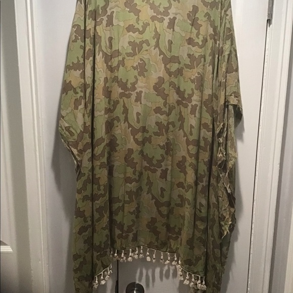 Z & L Coverup Tunic O/S - Picture 2 of 4